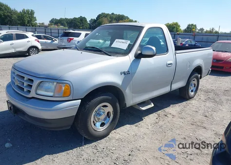 2002 Ford F-150 Xl/Xlt z USA, uszkodzony, nr VIN 1FTRF17202NB02665